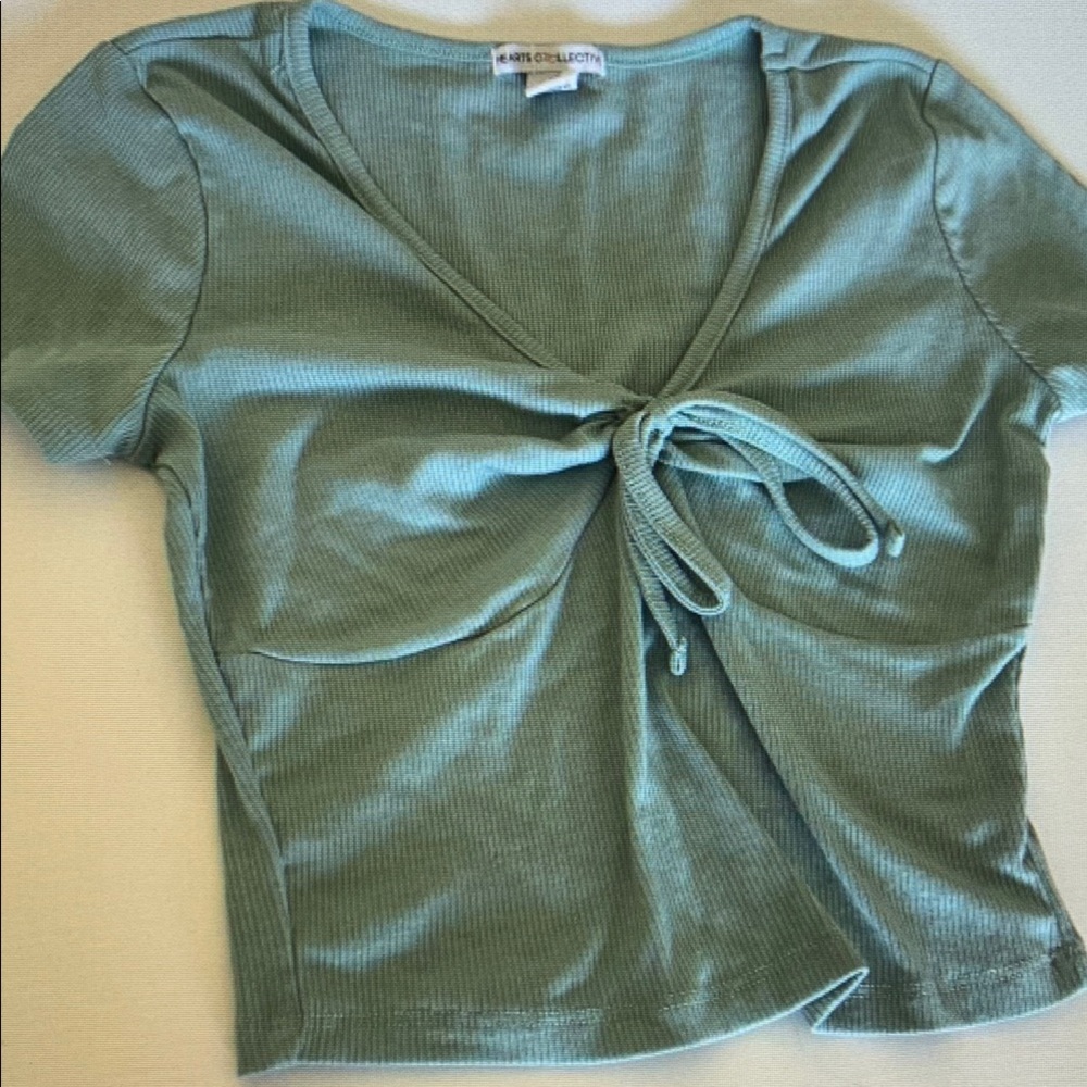 Ribbed V-Neck Tie Front Top - Green